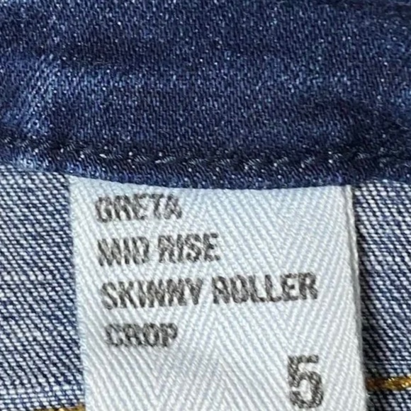 Eunina Women’s Jeans Mid Rise - Picture 2 of 3